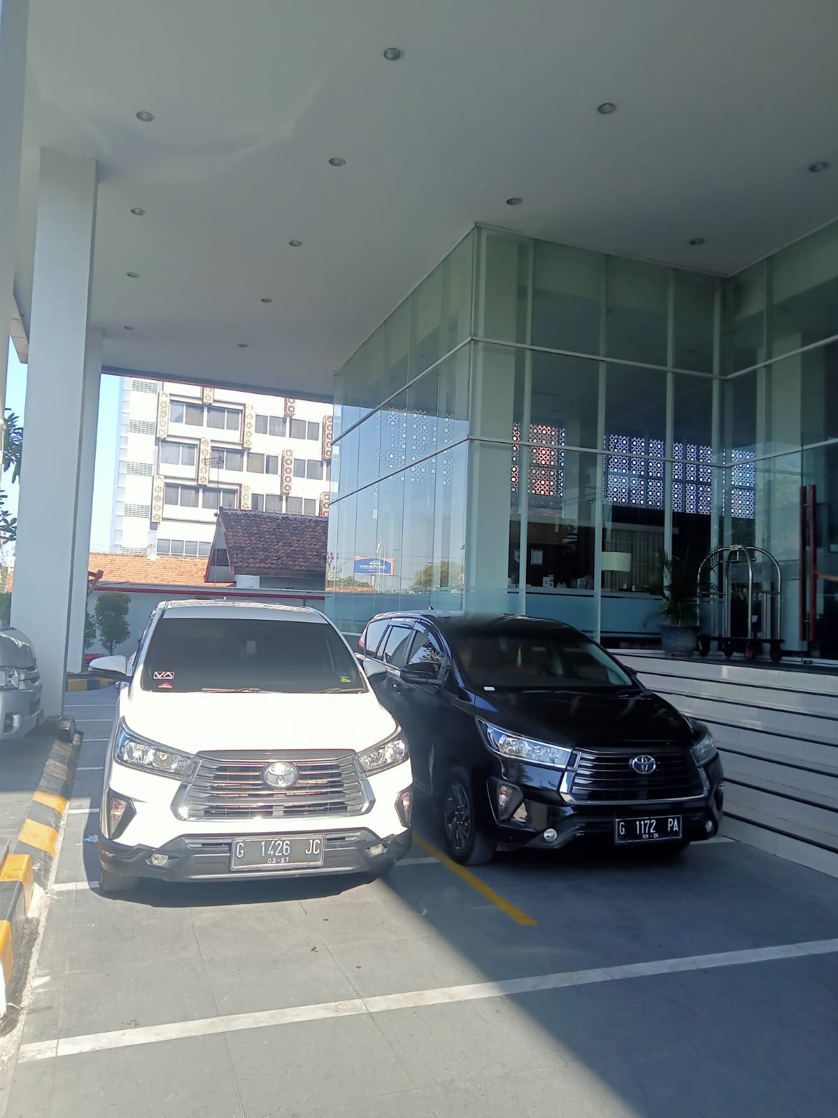 Sewa Mobil Dekat Hotel Pekalongan